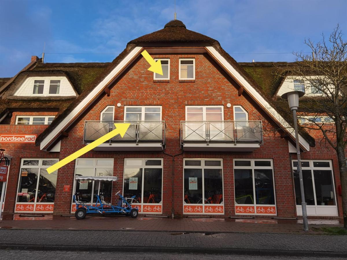 Schaake Hooksiel - Charmante Reetdachwohnung & Kostenfreier Parkplatz Extérieur photo