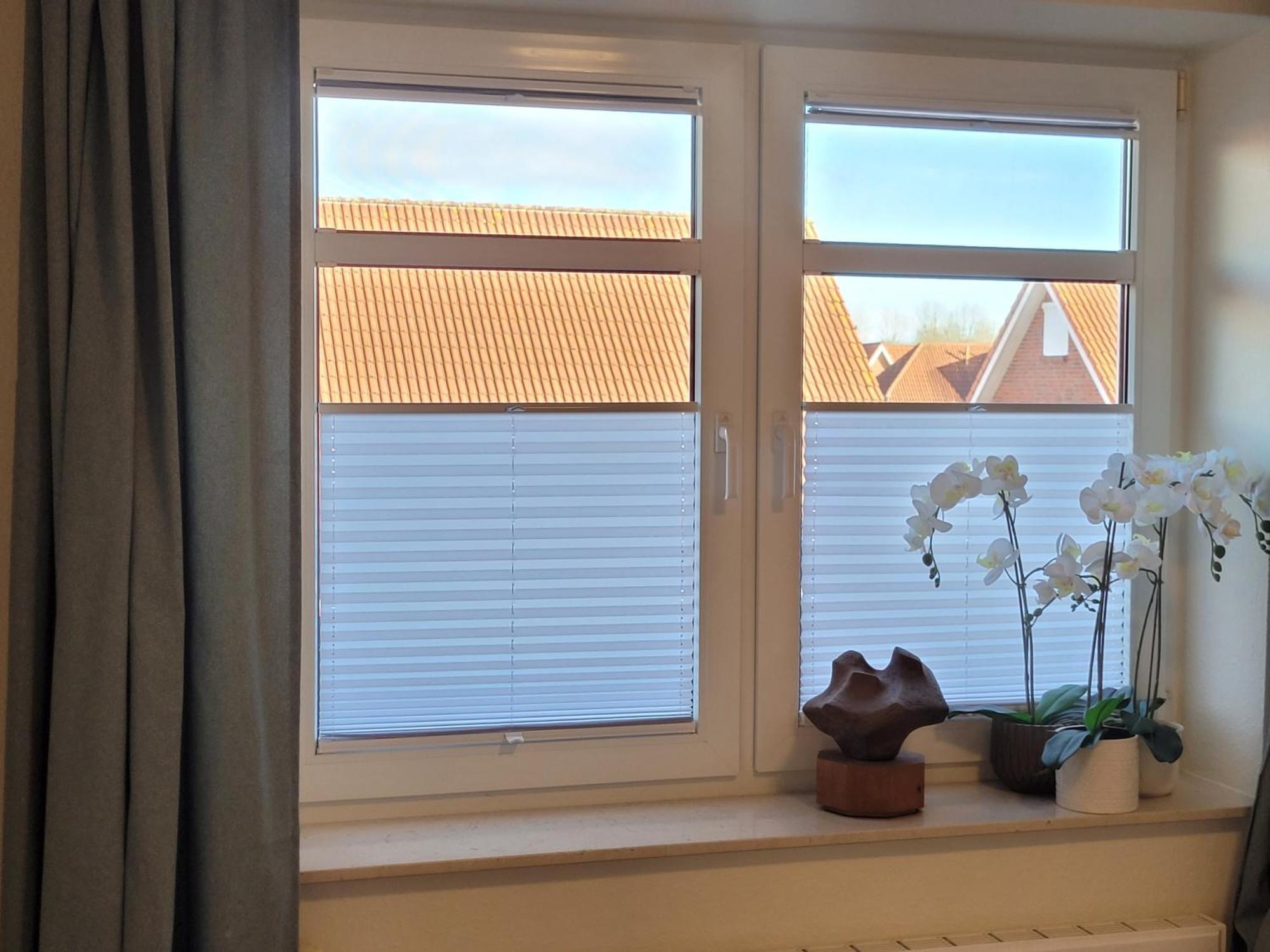 Schaake Hooksiel - Charmante Reetdachwohnung & Kostenfreier Parkplatz Extérieur photo
